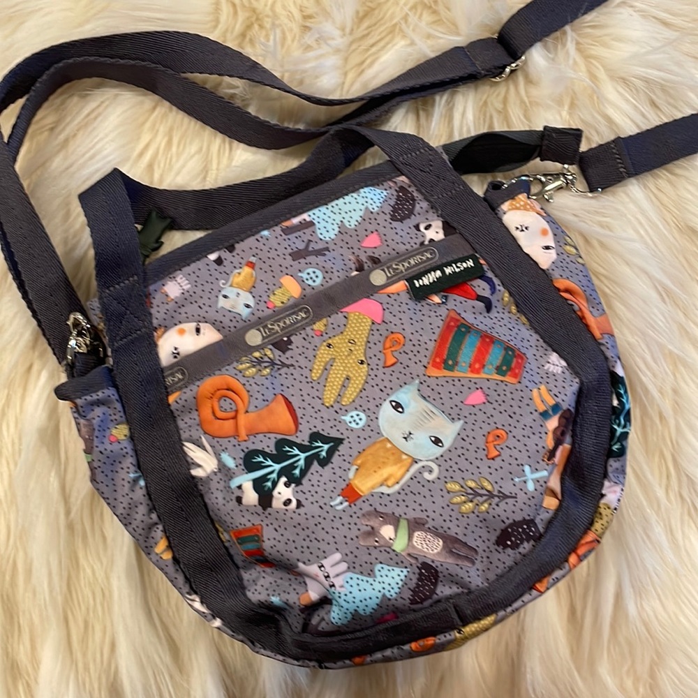 lesportsac - grey cat, cactus, plant crossbody